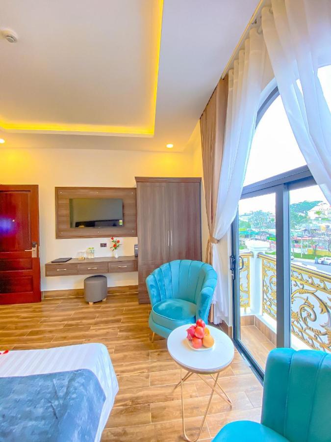 Crown Dalat Hotel Exterior photo
